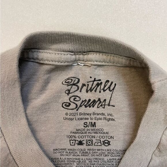 Britney Spears Graphic T-shirt Women Medium Gray Short Sleeve Music - Picture 4 of 5